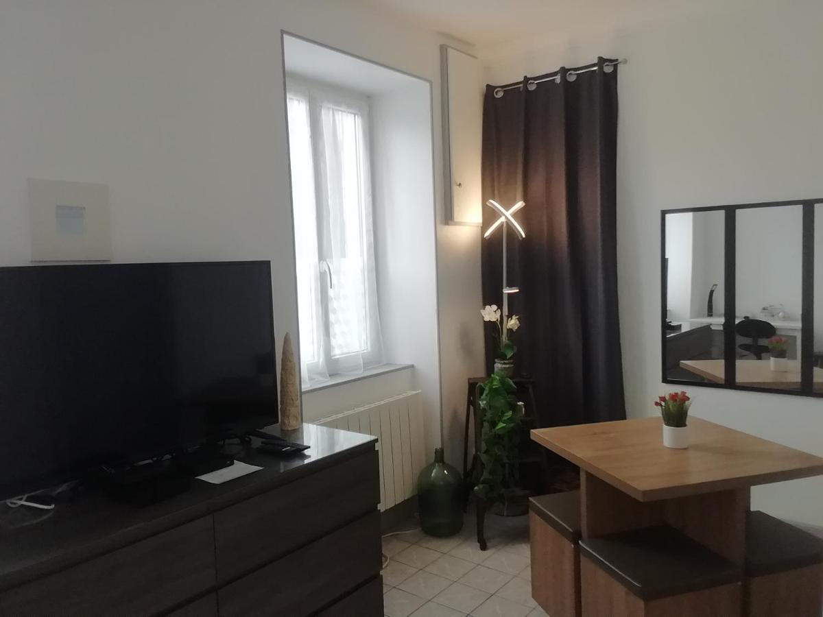 Pegase Meuble 3*** Appartement Fourchambault Buitenkant foto