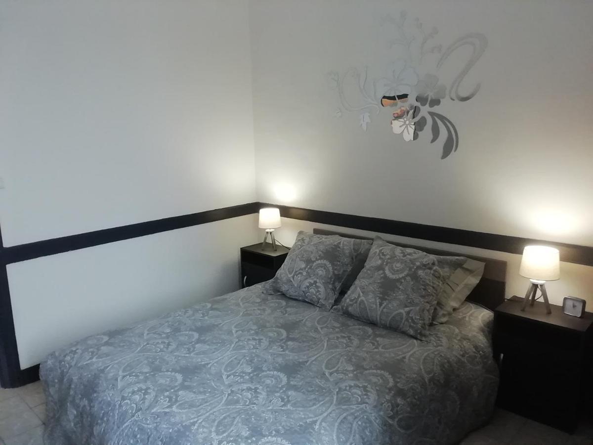 Pegase Meuble 3*** Appartement Fourchambault Buitenkant foto